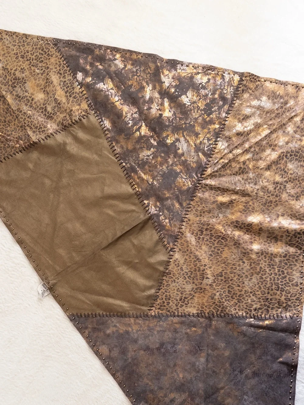 NWT Chico’s Outpost Triangle Leather Wrap 100% Leather Multi $228